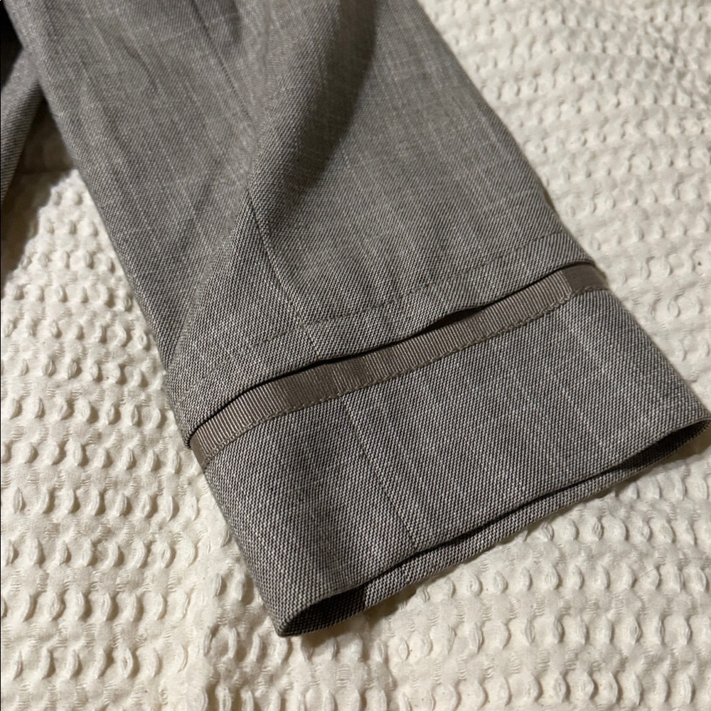 WHBM Suit - Picture 5 of 15